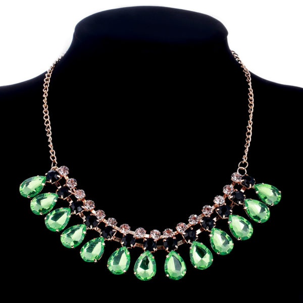zoshi-fashion-statement-necklaces-collares-2018-gold-color-chain-green-crystal-beads-enamel-maxi-choker-necklaces-jpg Halskette Crio in hellgrün für Tanz, z.B. Bauchtanz